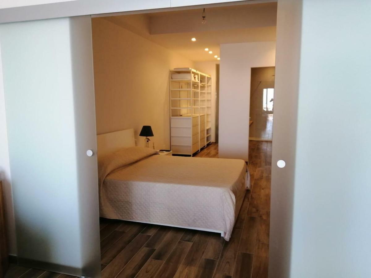 Appartamento Vista Mare Capo dʼOrlando Exterior foto