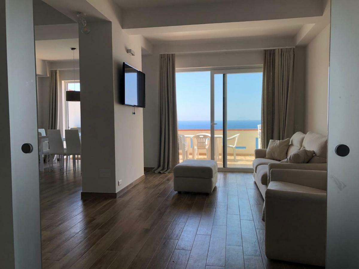Appartamento Vista Mare Capo dʼOrlando Exterior foto